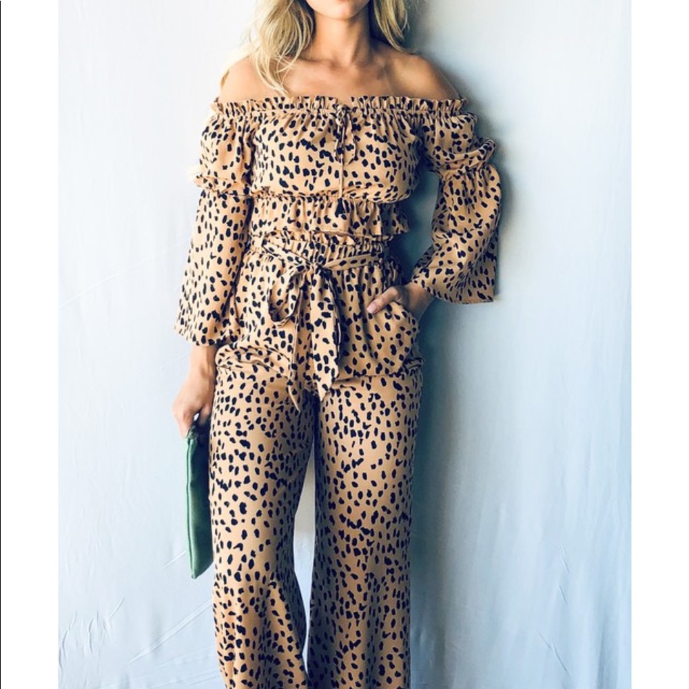 Cheetah Print Pants and Top Set - Picture 3 of 4